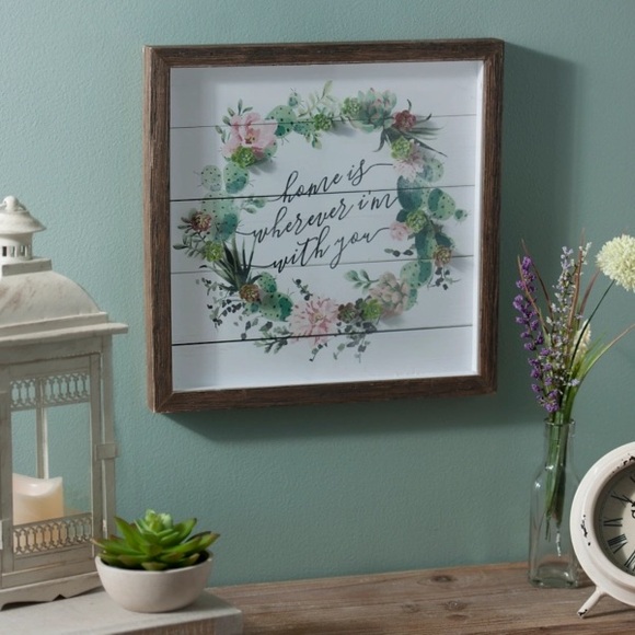 KIRKLAND’S • Home Succulent Wreath Shadowbox - Picture 7 of 8